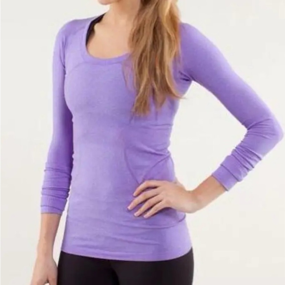 Lululemon Run: Swiftly Tech Long Sleeve Scoop
Power Purple